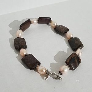 HDNY bracket with pearls /semi-precious stones J16